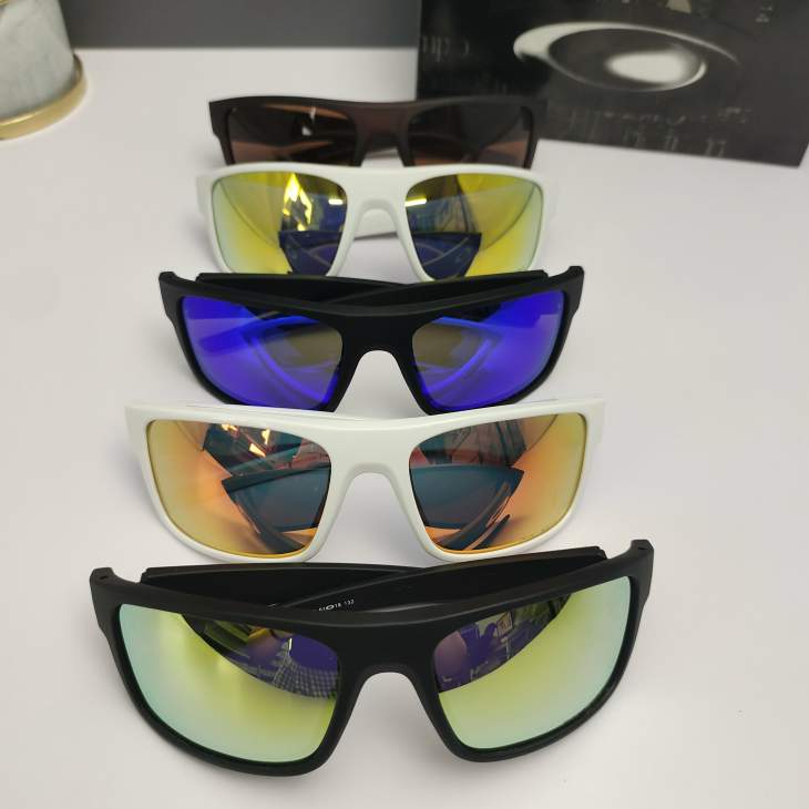 Picture of Oakley Sunglasses _SKUfw66124016fw